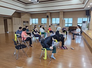 [물리치료실] 2025년 상반기 만성질환 예방 운동프로그램 “건강 100세, 행복 100배” 13회기 진행