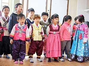 [경로당]백합,노벨어린이집과 함께하는 경로당 "설맞이 새해인사"