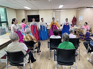 [노인사회참여지원]노인자원봉사대 스마일예술봉사대 경기민요반 공연