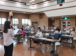 [맞춤돌봄] 대상 어르신 코로나19 의심증상 모니터링 위한 생활지원사 교육 진행