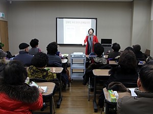 [노인자원봉사대] 빨간망토 인형극단 소양교육 1회기 진행