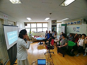 [경로당연계사업] 중랑구보건소, 약사회와 함께하는 건강한 은빛마을경로당 의약품 교육 진행