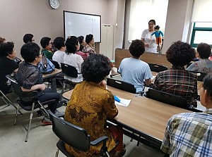 [노인자원봉사대] 빨간망토인형극단 전문교육 진행