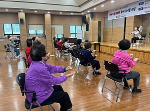 [건강관리실] 2025년 쏙쏙치매예방학교 "치매야, 안녕!" 프로그램 23회기 진행